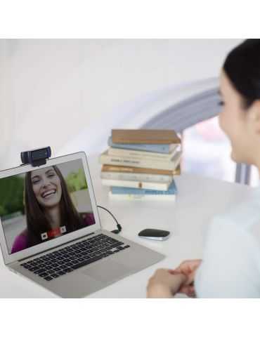 Logitech HD Pro Webcam C920 camere web 3 MP 1920 x 1080 Pixel USB 2.0 Negru Logitech - 2