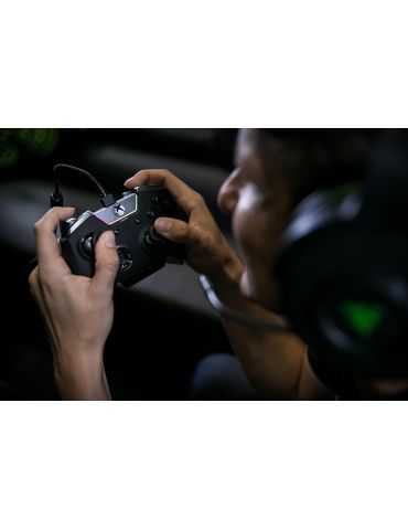 Gamepad razer wolverine gaming controller for xbox 6 additional remappable Razer - 1