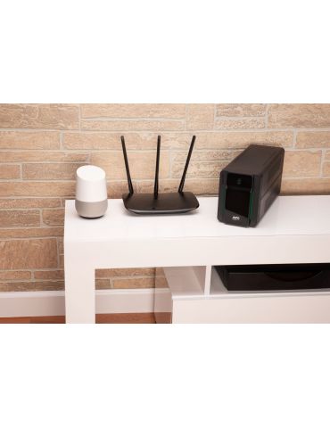 APC BVX700LI surse neîntreruptibile de curent (UPS) Line-Interactive 0,7 kVA 360 W 4 ieșire(i) AC Apc - 8