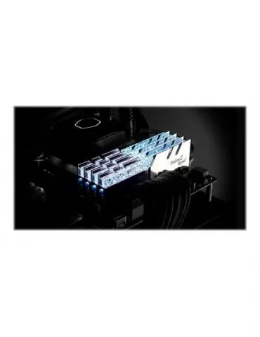 G.Skill Trident Z Royal Series - Collector Edition - DDR4 - kit - 32 GB: 4 x 8 GB - DIMM 288-pin - 3200 MHz / PC4-25600 - unbuff