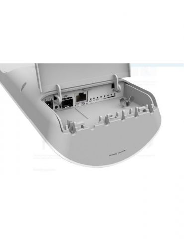 Mikrotik antena externa 15dbi 120 grade + router wireless integrat Mikrotik - 1 - Tik.ro