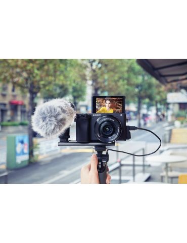 Sony α 6400 + SEL18135 MILC 24,2 MP CMOS 6000 x 4000 Pixel Negru Sony - 2