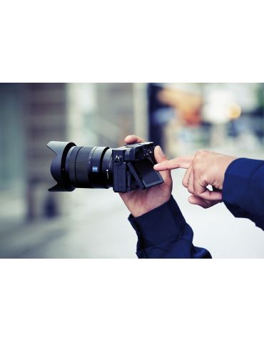 Sony α 6400 + SEL18135 MILC 24,2 MP CMOS 6000 x 4000 Pixel Negru Sony - 5