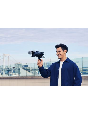 Sony α 6400 + SEL18135 MILC 24,2 MP CMOS 6000 x 4000 Pixel Negru Sony - 6