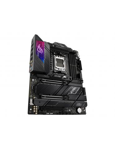 Placa de baza ASUS ROG STRIX X670E-E GAMING WIFI, AMD X670, socket AM5, ATX Asus - 3