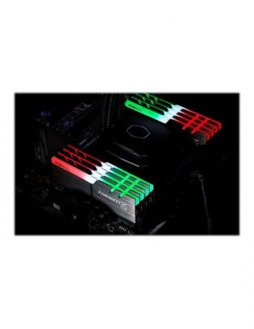 G.Skill TridentZ RGB Series - DDR4 - kit - 32 GB: 2 x 16 GB - DIMM 288-pin - 4266 MHz / PC4-34100 - unbuffered G.skill - 1