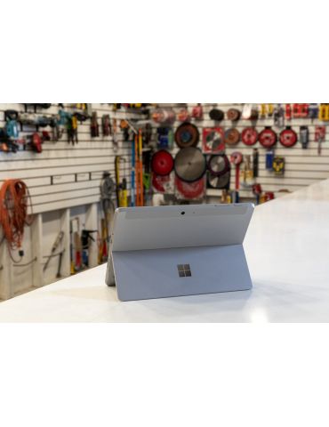 Microsoft Surface Go 2 64 Giga Bites 26,7 cm (10.5") Intel® Core™ m3 4 Giga Bites Wi-Fi 6 (802.11ax) Windows 10 Pro Platină