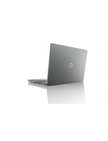 Fujitsu CELSIUS H5511 i5-1135G7 Stație de lucru mobilă 39,6 cm (15.6") Full HD Intel® Core™ i5 16 Giga Bites DDR4-SDRAM 512