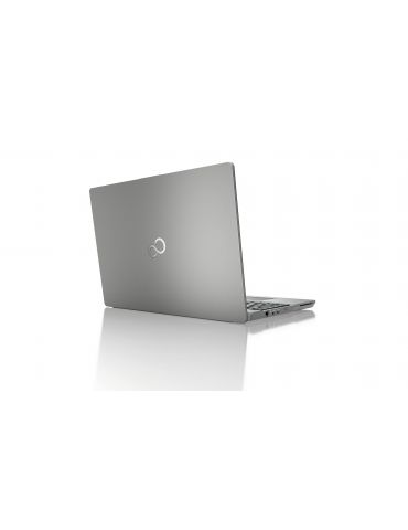 Fujitsu CELSIUS H5511 i5-1135G7 Stație de lucru mobilă 39,6 cm (15.6") Full HD Intel® Core™ i5 16 Giga Bites DDR4-SDRAM 512