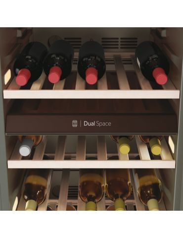 Haier Wine Bank 50 Serie 7 HWS77GDAU1 Răcitoare pentru vin cu compresor De sine stătător Negru 77 sticlă(sticle)