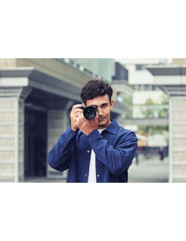 Sony α 6400 + SELP1650 MILC 24,2 MP CMOS 6000 x 4000 Pixel Negru