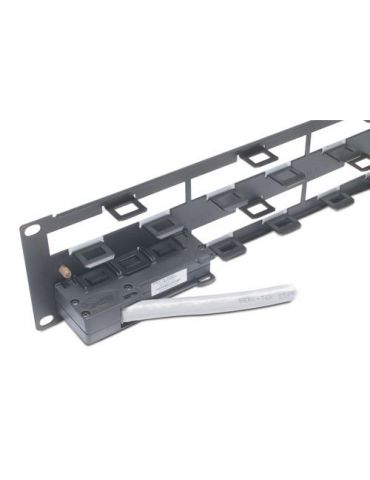 APC AR8452 accesorii pentru carcase
