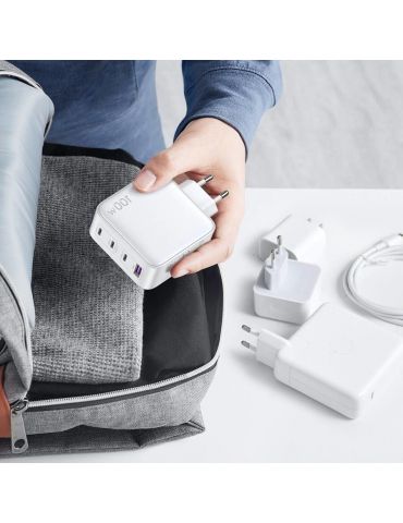 Ugreen 15337 încărcătoare pentru dispozitive mobile Universală Alb AC Încărcare rapidă De interior