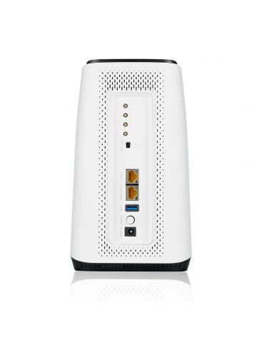 Zyxel FWA510 router wireless Multi-Gigabit Ethernet Tri-band (2.4 GHz   5 GHz   5 GHz) 5G Negru, Alb