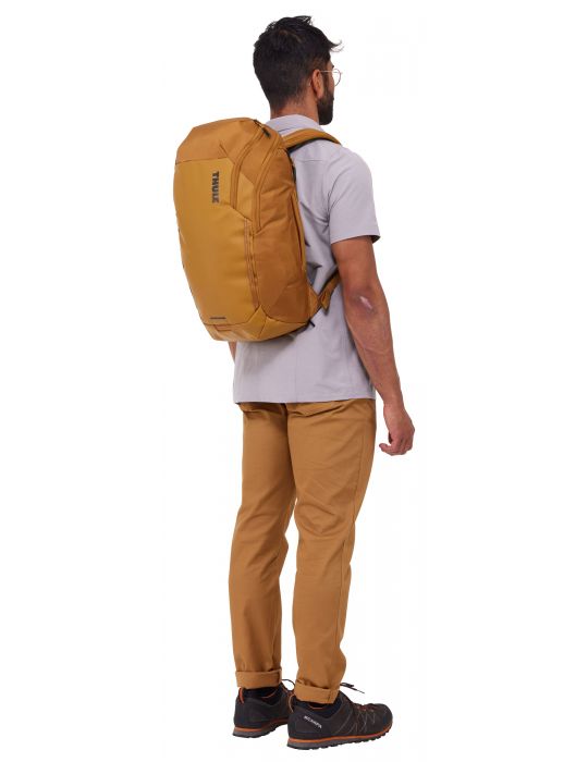 Thule Chasm TCHB215 Golden Brown rucsacuri Rucsac casual Maro Poliester