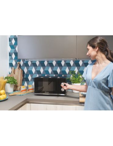 Candy Moderna CMW20TNMB Pe blat Cuptor microunde solo 20 L 700 W Negru
