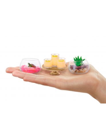 Miniverse MGA's Make It Mini Lifestyle in PDQ Series 1A Set figurine de jucărie